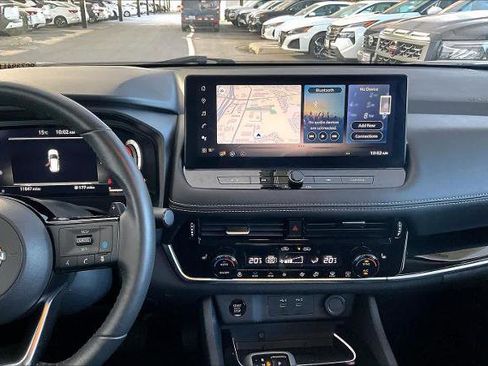 Certified 2024 Nissan Rogue SL w/ SL Premium Package image 6