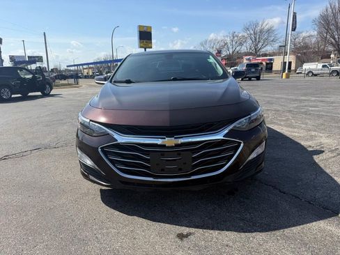 Used 2020 Chevrolet Malibu LT image 9