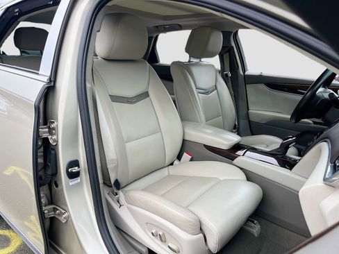 Used 2013 Cadillac XTS Platinum FWD image 30