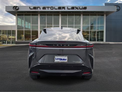 Certified 2023 Lexus RZ 450e Premium w/ Technology Package AWD/4WD image 4