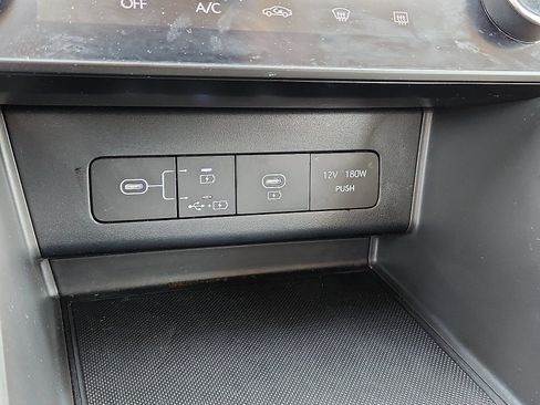Used 2025 Hyundai Sonata SEL FWD image 15