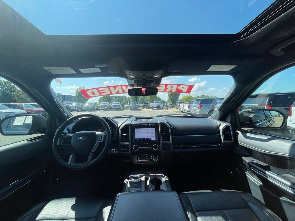 Used 2020 Ford Expedition XLT w/ Equipment Group 202A RWD image 27