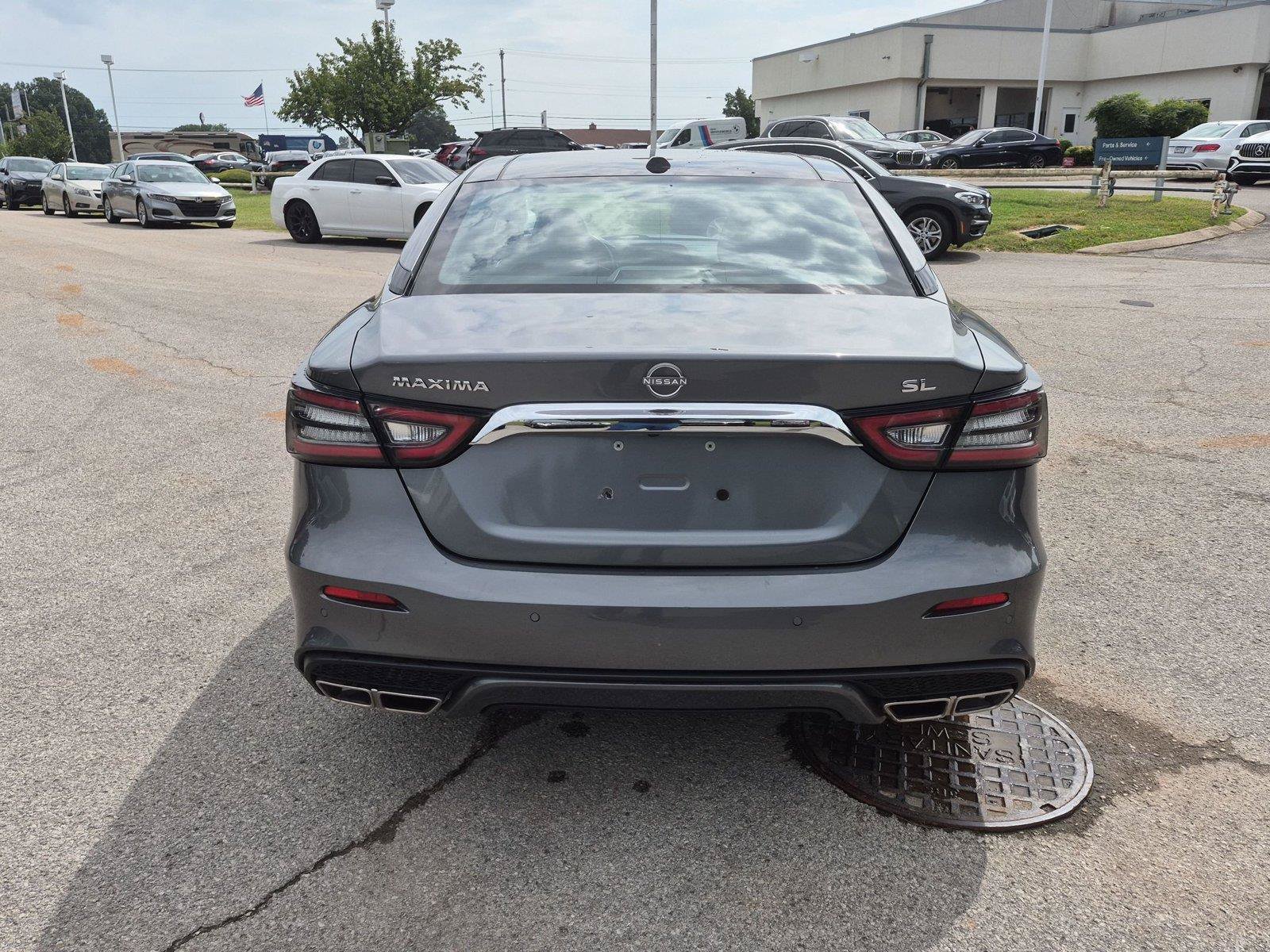 Used 2023 Nissan Maxima SL FWD image 4