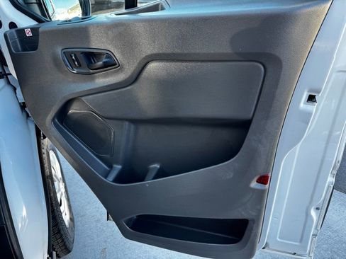 Used 2020 Ford Transit 250 Medium Roof RWD image 41