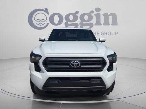 Used 2024 Toyota Tacoma SR5 RWD image 8