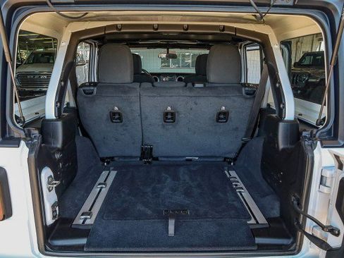 Used 2021 Jeep Wrangler Unlimited Sport image 28