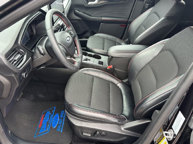 Used 2024 Ford Escape ST-Line w/ Tech Pack #1 AWD/4WD image 16