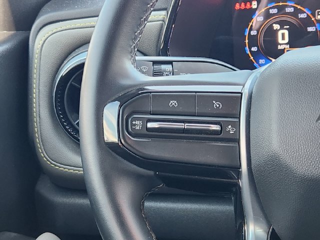Used 2024 Chevrolet Colorado ZR2 w/ Safety Package AWD/4WD image 27