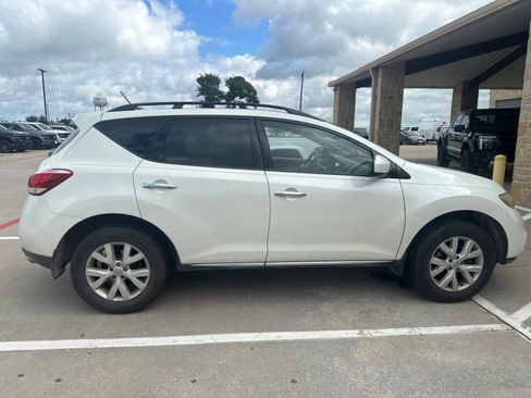 Used 2011 Nissan Murano SL w/ Navigation Pkg FWD image 4