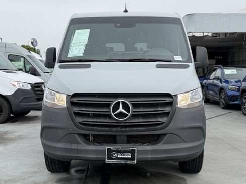 Used 2024 Mercedes-Benz Sprinter 2500 image 5