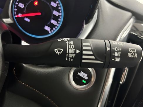 Used 2020 Chevrolet Traverse LT w/ LT Premium Package image 16