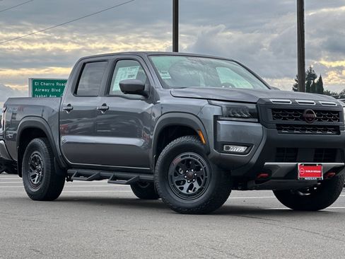 New 2026 Nissan Frontier PRO-4X w/ Pro-4x Convenience Package image 1