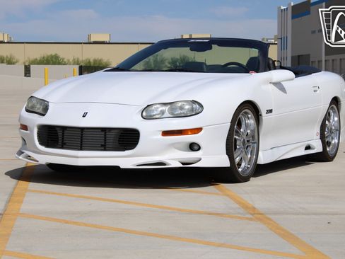 Used 2000 Chevrolet Camaro Z28 image 4