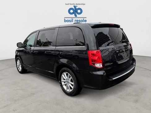 Used 2019 Dodge Grand Caravan SXT FWD image 5