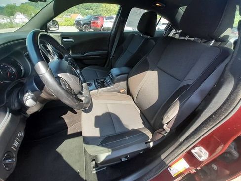 Used 2021 Dodge Charger SXT w/ Blacktop Package AWD/4WD image 36