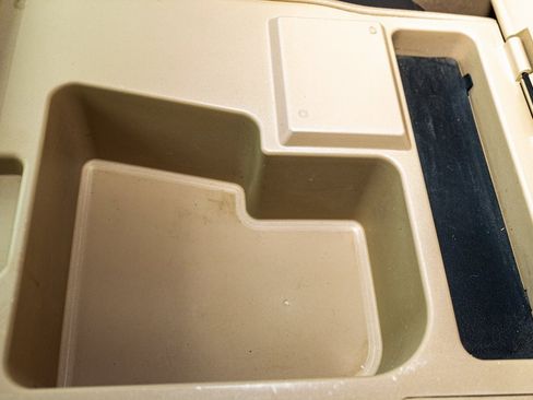 Used 2014 Ford F250 XLT w/ XLT Interior Package image 17