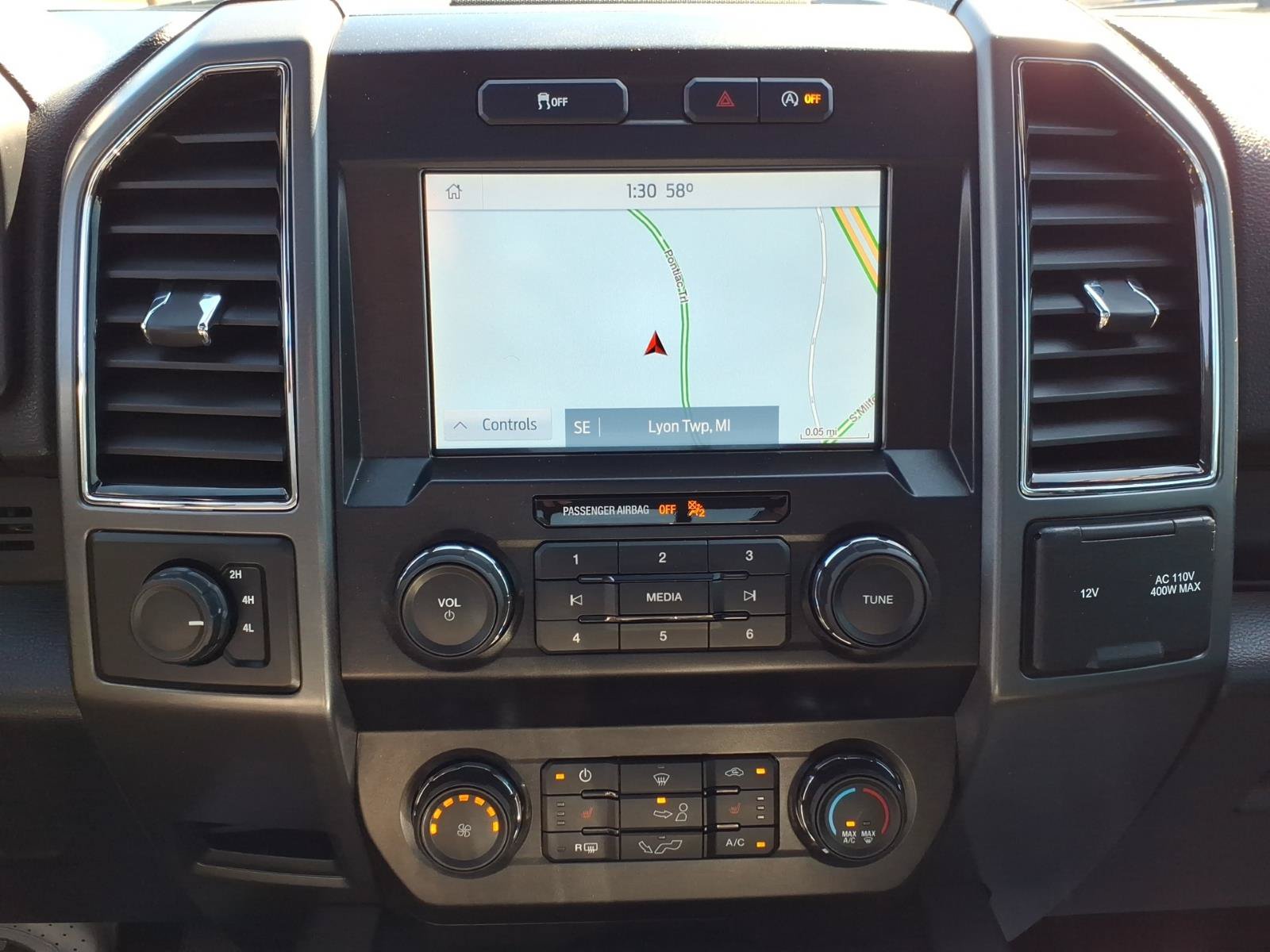 Used 2020 Ford F150 XLT w/ Equipment Group 302A Luxury AWD/4WD image 18