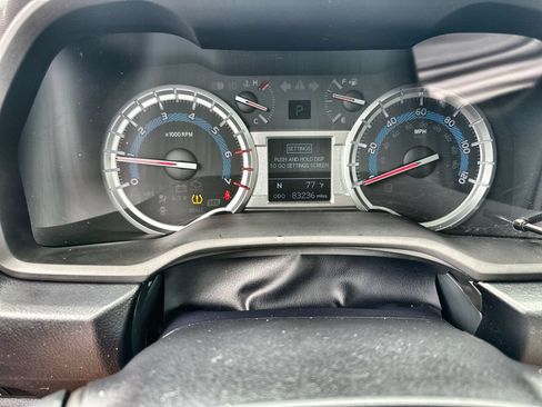 Used 2018 Toyota 4Runner Limited AWD/4WD image 30