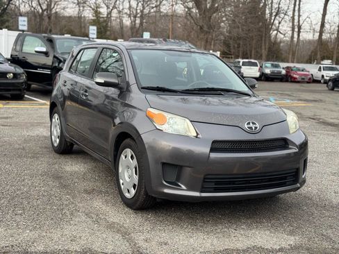 Used 2009 Scion xD image 4