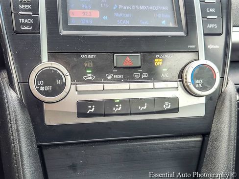 Used 2012 Toyota Camry SE w/ Convenience Pkg FWD image 14