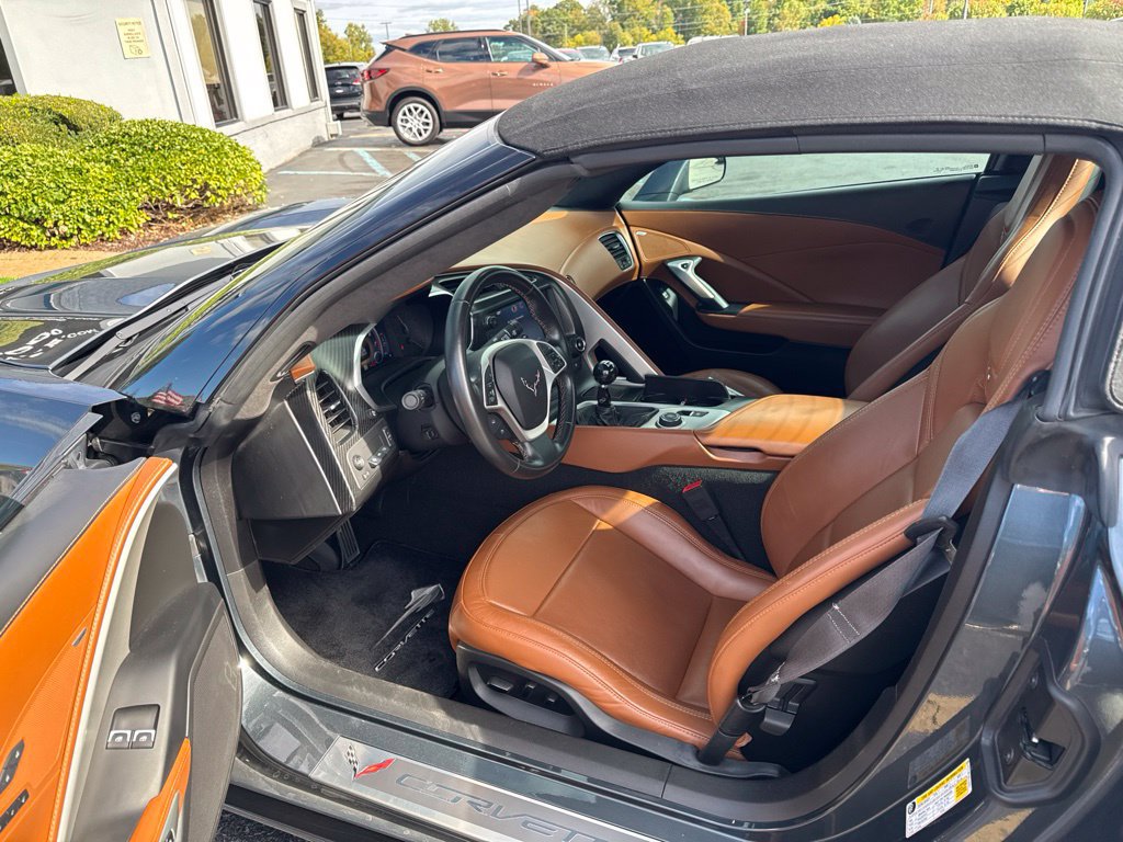Used 2014 Chevrolet Corvette Stingray Convertible w/ 3LT Preferred Equipment Group RWD image 4
