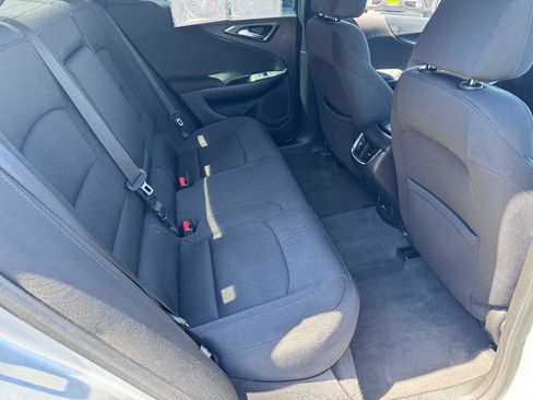 Used 2016 Chevrolet Malibu LT FWD image 19