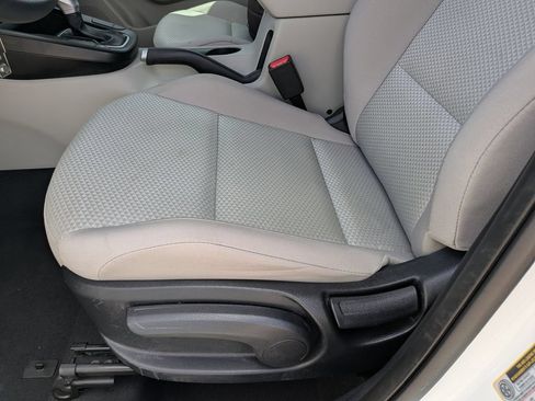 Certified 2025 Kia Soul LX w/ LX Technology Package FWD image 20