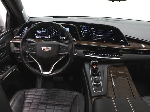 Used 2024 Cadillac Escalade Premium Luxury Platinum image 43