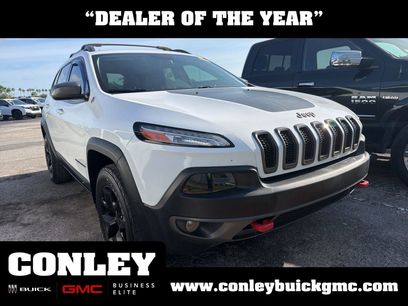 Used 2017 Jeep Cherokee Trailhawk w/ Comfort/Convenience Group