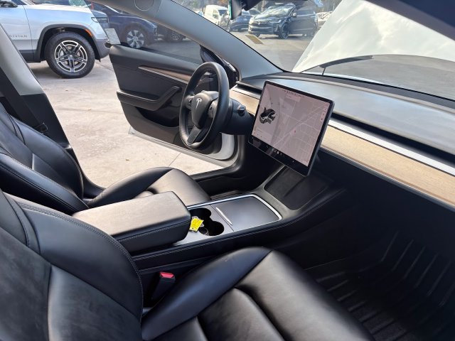 Used 2021 Tesla Model 3 Standard Range Plus RWD image 20