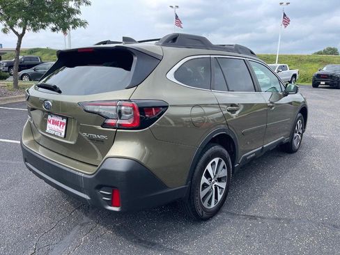 Used 2020 Subaru Outback Premium AWD/4WD image 10