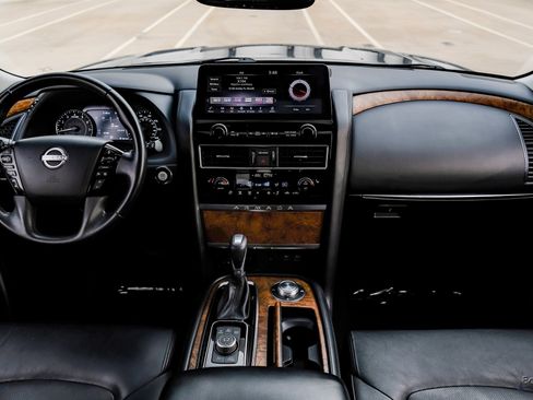 Used 2021 Nissan Armada SL w/ Captain's Chairs Package image 30