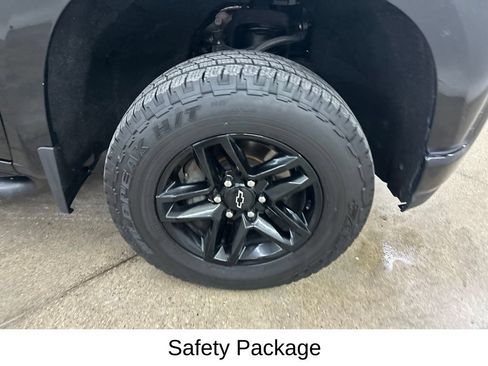 Used 2022 Chevrolet Silverado 1500 LT Trail Boss w/ Safety Package AWD/4WD image 16