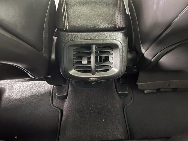 Used 2017 Jeep Cherokee Limited w/ Luxury Group AWD/4WD image 36