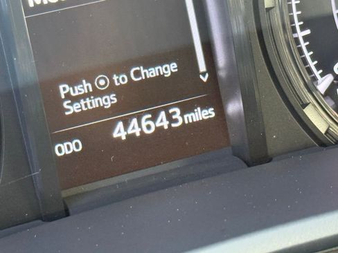 Used 2022 Toyota 4Runner SR5 Premium image 20