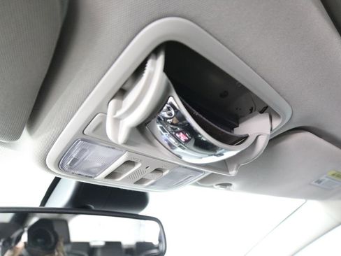 Used 2016 Honda Odyssey Touring image 57