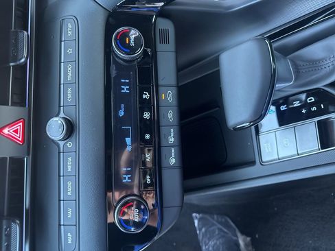 New 2026 Hyundai Elantra Sport image 29