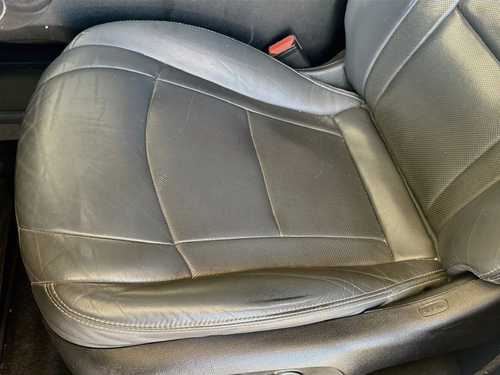 Used 2018 Buick Enclave Essence FWD image 22