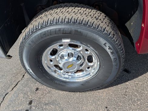 Used 2008 Chevrolet Silverado 2500 LT w/ 1LT Convenience Package image 15