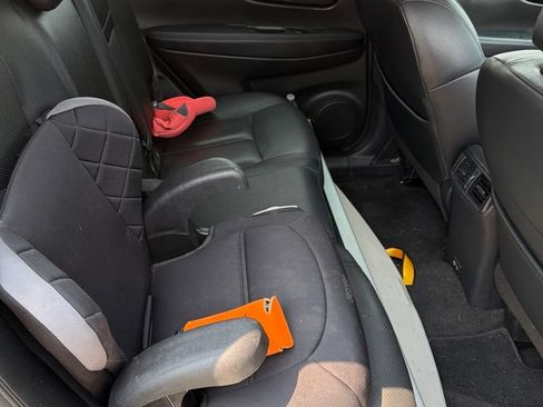 Used 2020 Nissan Rogue SL AWD/4WD image 6