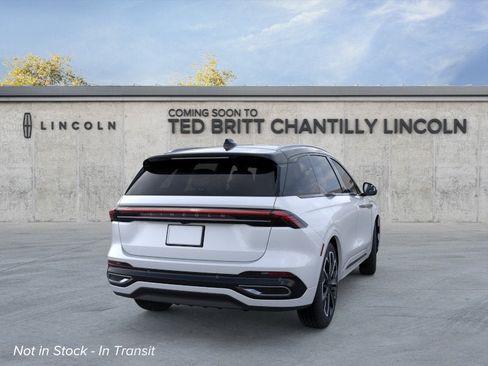New 2026 Lincoln Nautilus Reserve AWD/4WD image 8