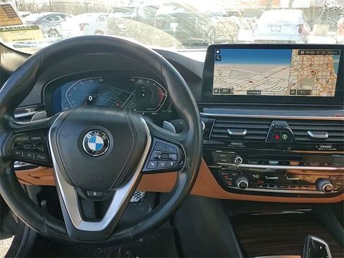 Used 2021 BMW 540i xDrive w/ Convenience Package image 22