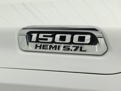 Used 2020 RAM 1500 Big Horn AWD/4WD image 50