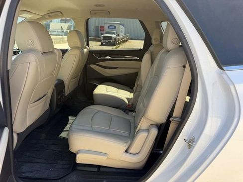 Used 2018 Buick Enclave Premium FWD image 9