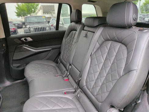 Certified 2024 BMW X7 xDrive40i AWD/4WD image 35