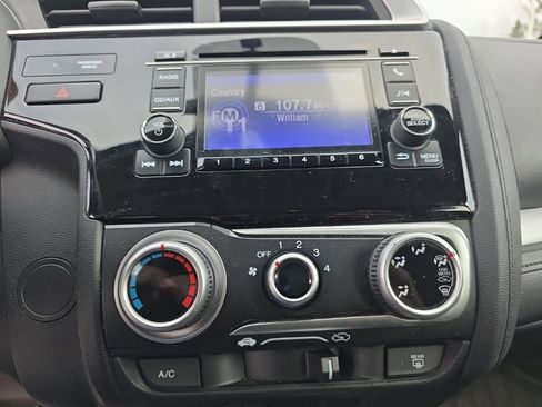 Used 2015 Honda Fit LX image 16