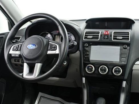 Used 2017 Subaru Forester 2.5i Premium w/ All-Weather Package image 8