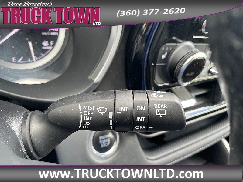 Used 2021 Toyota Highlander XLE AWD/4WD image 20