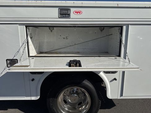 Used 2012 Ford F350 XL w/ PWR Equipment Group image 17