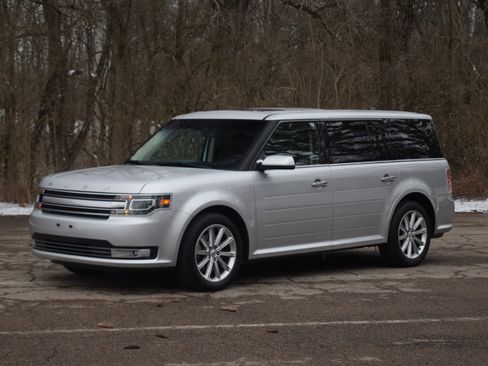 Used 2019 Ford Flex Limited image 24